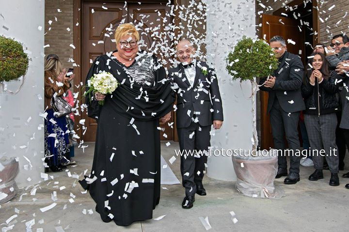 25° ANTONIO&ROMINA, una grande festa organizzata per il piacere di condividere con parenti ed amici una grande “emozione”. Grazie da tutti noi.