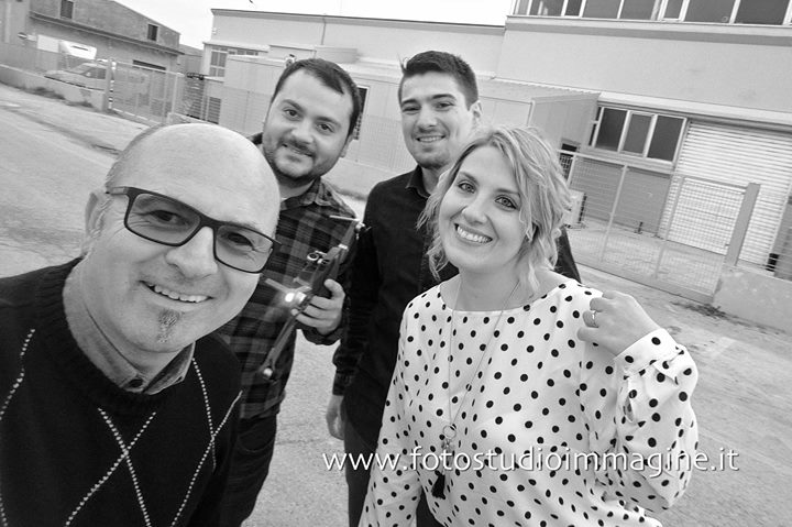 Selfie con una simpaticissima coppia: ALESSANDRO&MICHELA 🤣🎥😃📷❤️🎬🍀#selfie #prewedding #amore #coppia #fotografia #fotostudioimmagine