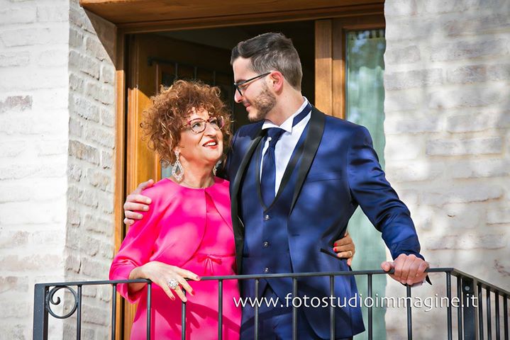 Ah dimenticavo, e che dire avere al fianco dei genitori come questi? Sposarsi diventa una festa unica, vero Armando Cameli e Martina Sciarroni ?❤️❤️❤️🍀🍀🍀#matrimonio #genitori #fantastici #tantoamore #felicità #dolcezza #affetto #fotostudioimmagine #grottammare